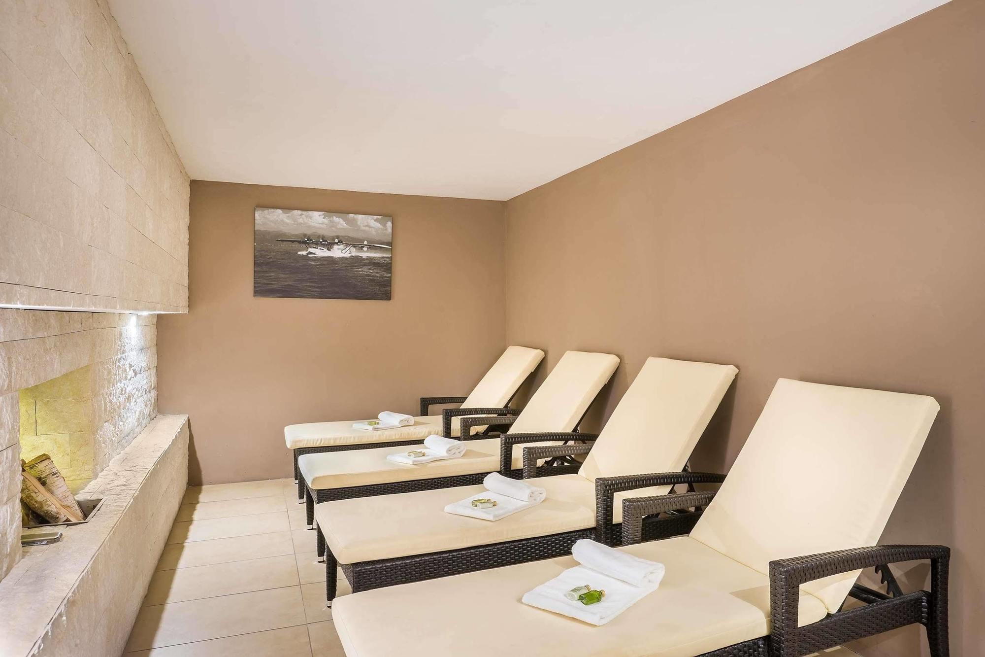 Best Western Hotel Goldenes Rad FDH Exterior foto