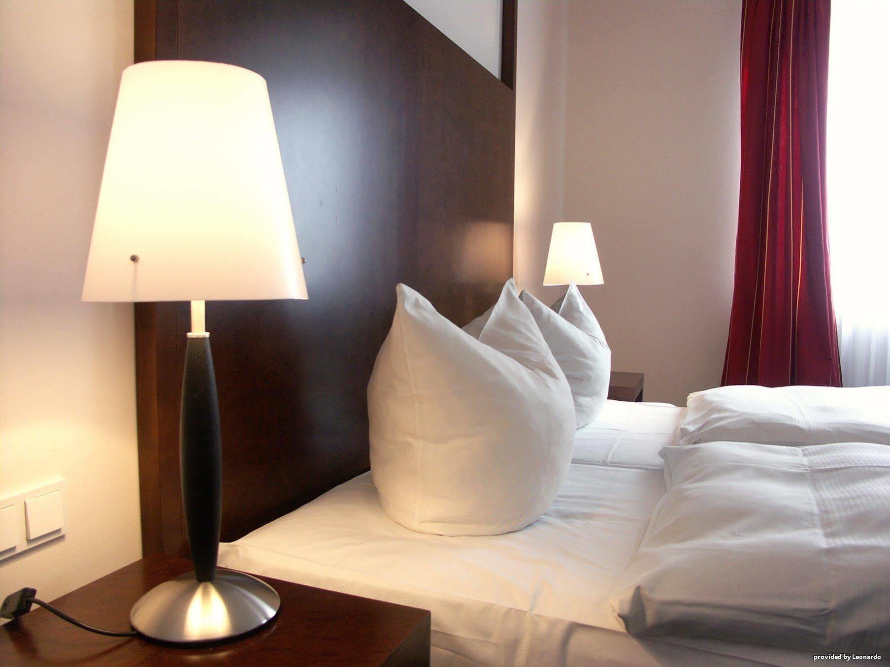 Best Western Hotel Goldenes Rad FDH Exterior foto