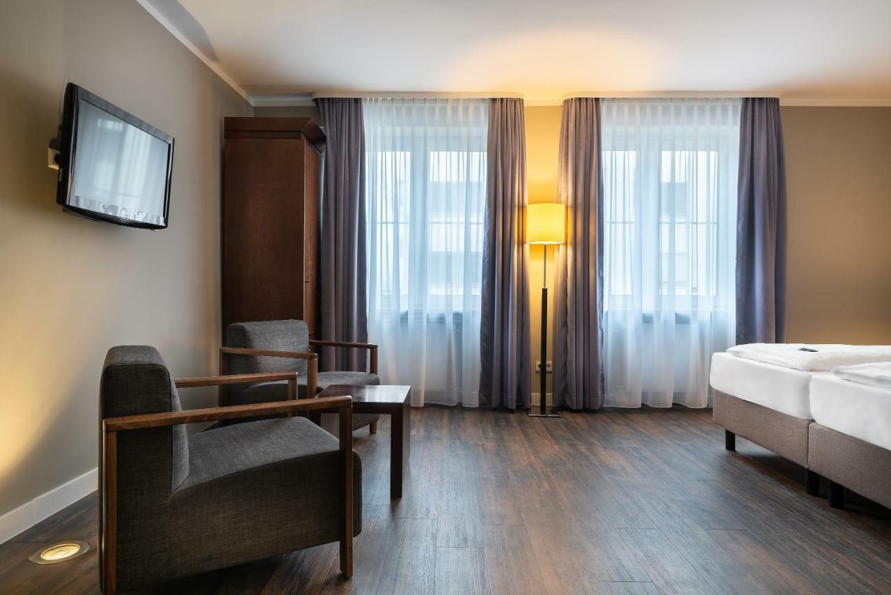 Best Western Hotel Goldenes Rad FDH Exterior foto