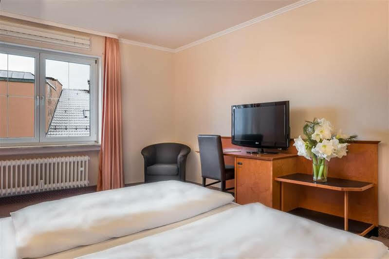 Best Western Hotel Goldenes Rad FDH Exterior foto
